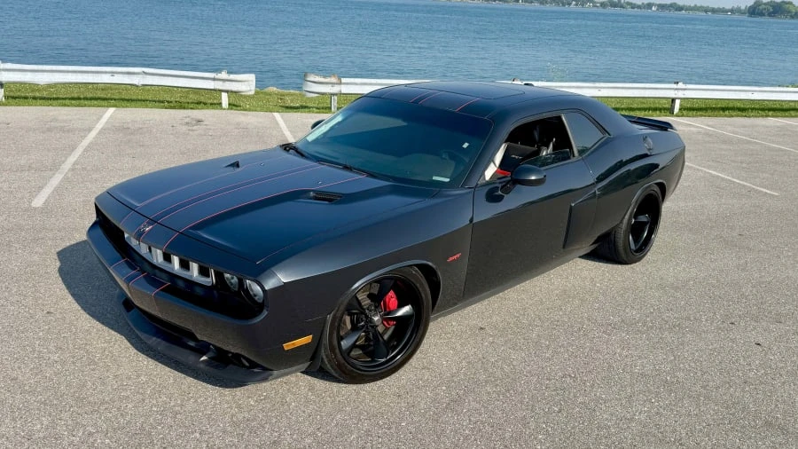 2009 Dodge Challenger SRT8 & 392 3rd Gen - Image 13 of 25