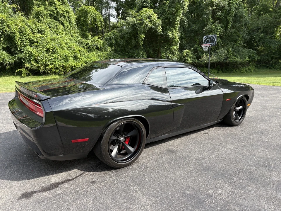 2009 Dodge Challenger SRT8 & 392 3rd Gen - Image 18 of 31
