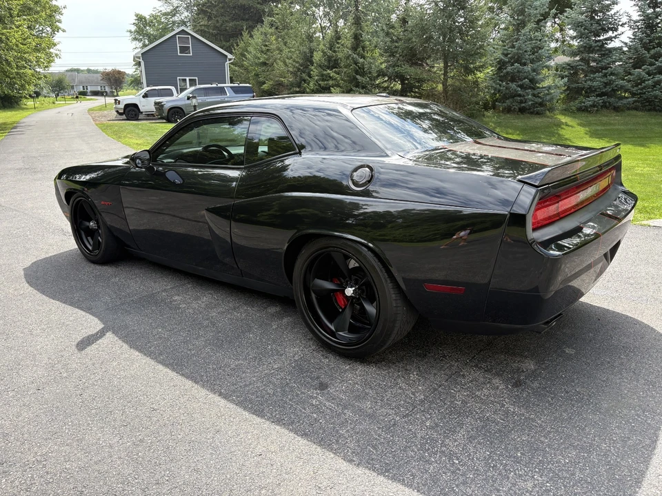 2009 Dodge Challenger SRT8 & 392 3rd Gen - Image 11 of 31