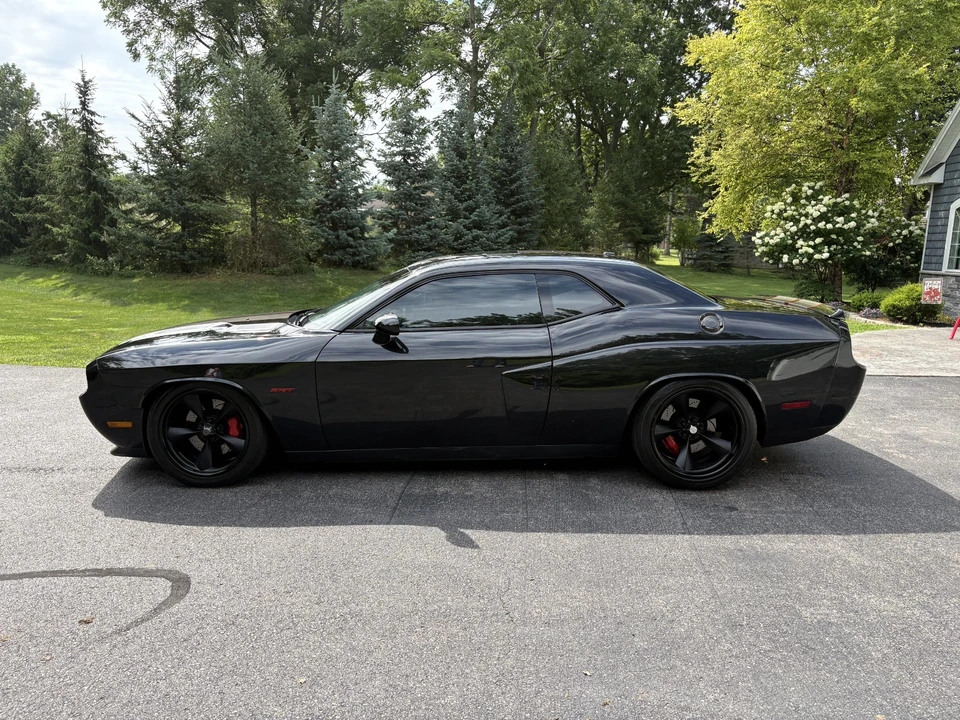 2009 Dodge Challenger SRT8 & 392 3rd Gen - Image 10 of 31