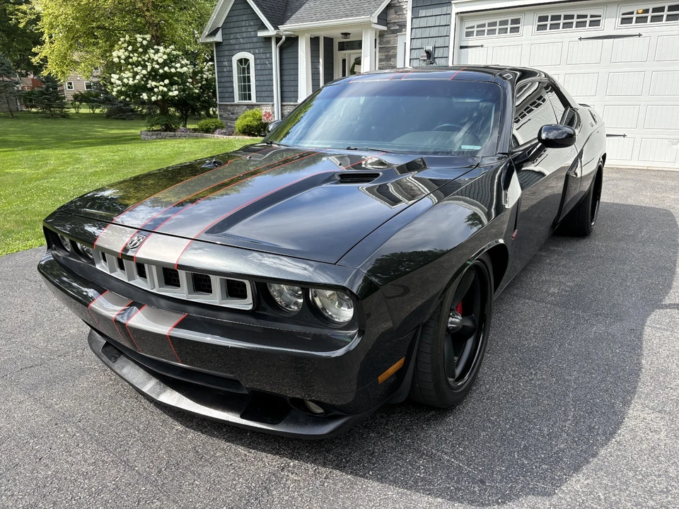 2009 Dodge Challenger SRT8 & 392 3rd Gen - Image 7 of 31