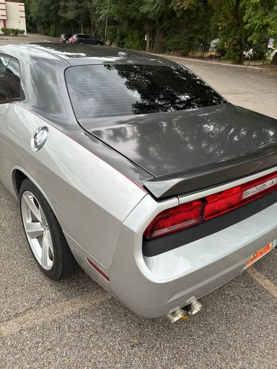 2009 Dodge Challenger SRT8 & 392 3rd Gen - Image 5 of 8