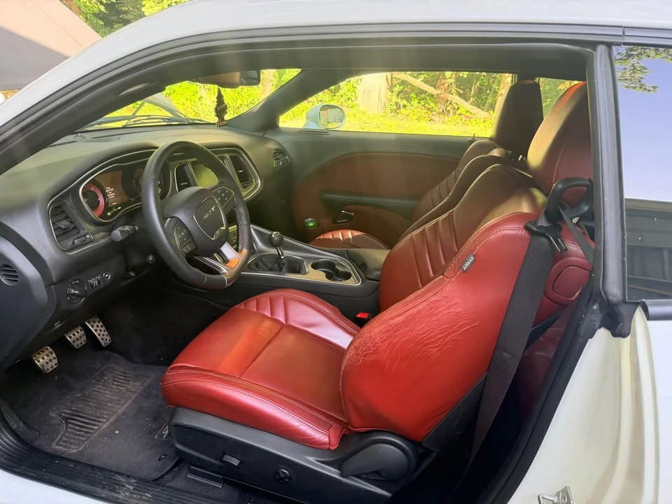 2009 Dodge Challenger 3rd Gen - Image 18 of 20