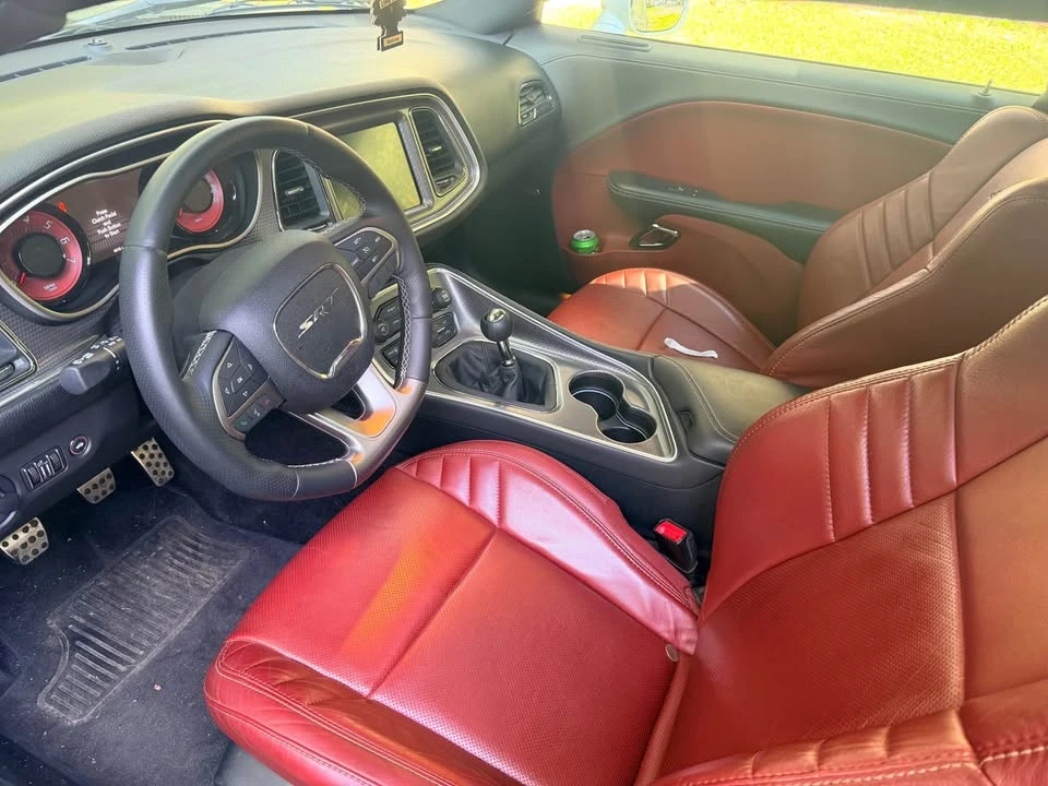 2009 Dodge Challenger 3rd Gen - Image 12 of 20