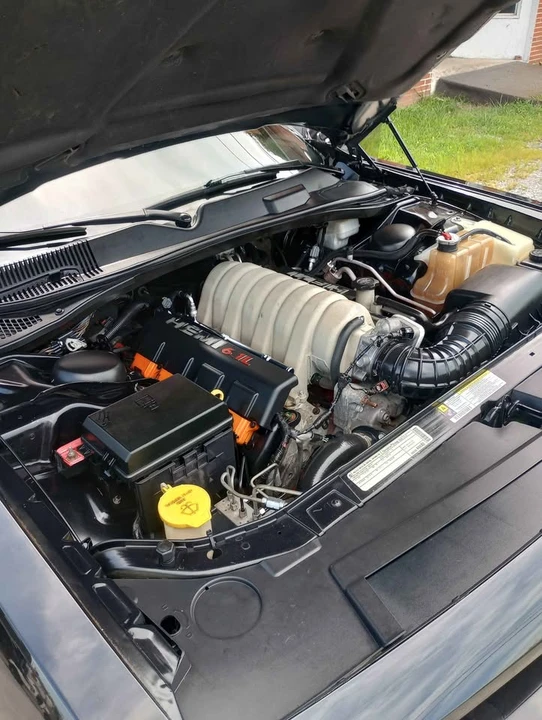 2009 Dodge Challenger SRT8 & 392 3rd Gen - Image 3 of 6