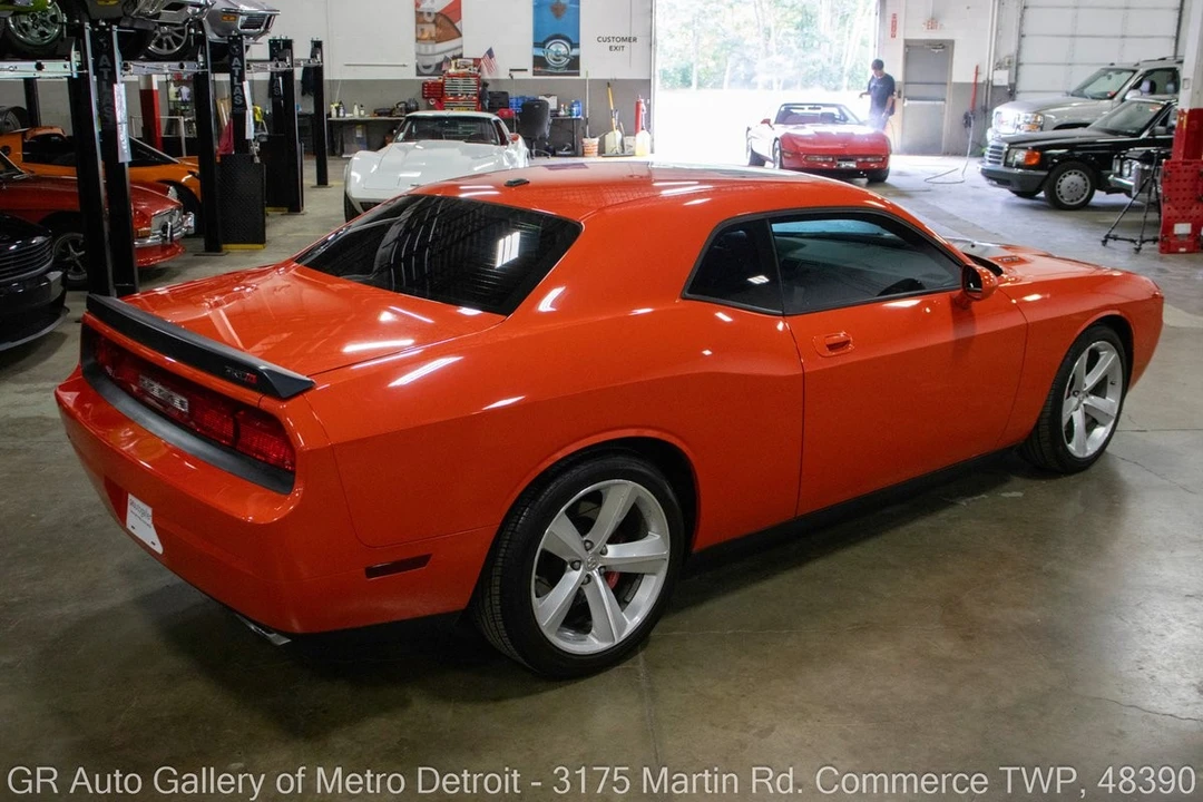 2009 Dodge Challenger SRT8 & 392 3rd Gen - Image 7 of 31