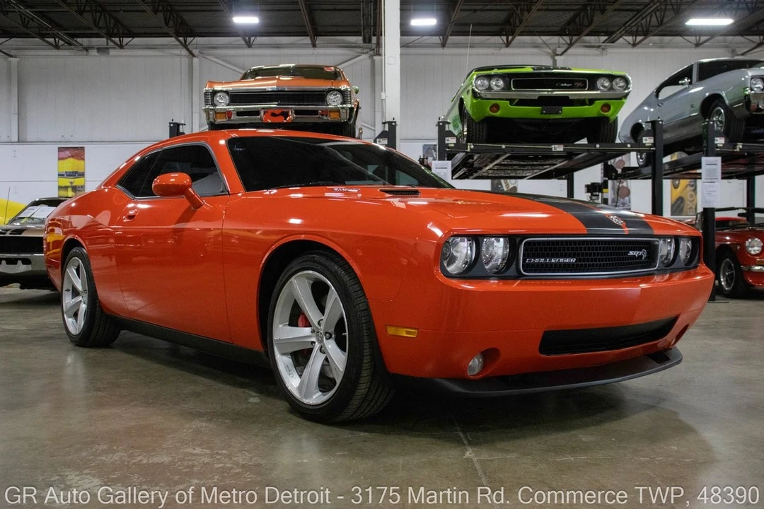 2009 Dodge Challenger SRT8 & 392 3rd Gen - Image 10 of 31