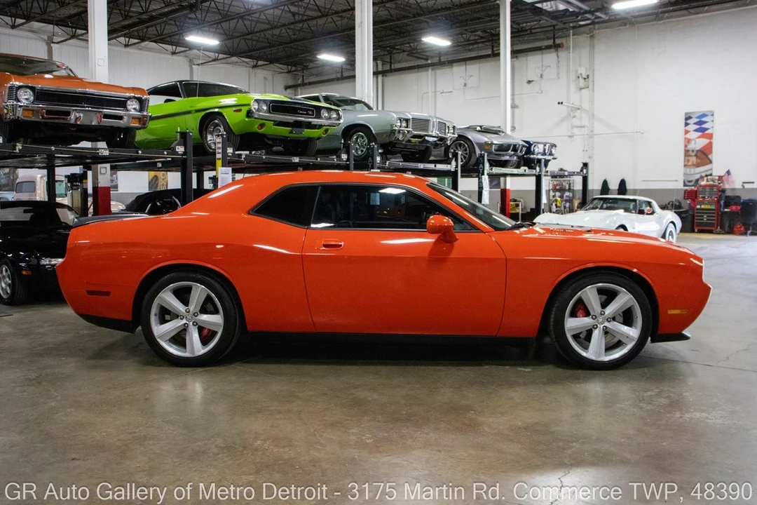 2009 Dodge Challenger SRT8 & 392 3rd Gen - Image 8 of 31