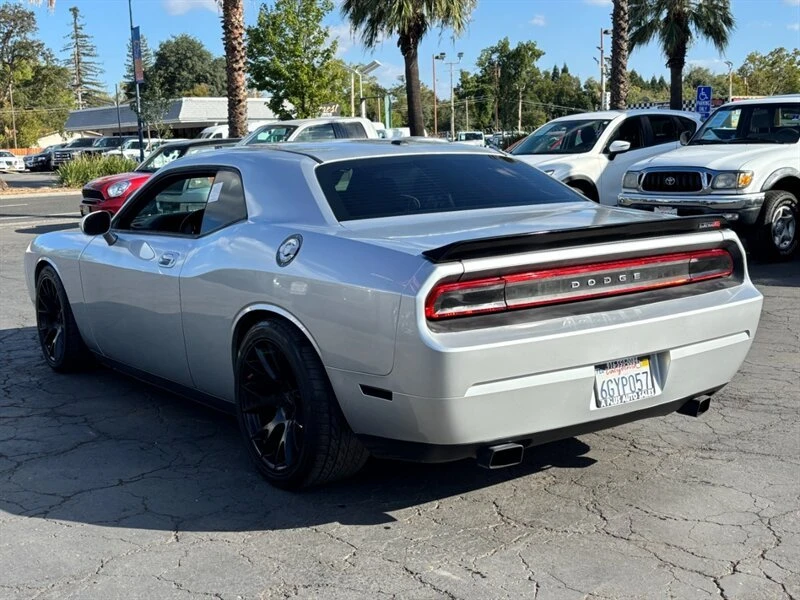 2009 Dodge Challenger SRT8 & 392 3rd Gen - Image 5 of 20