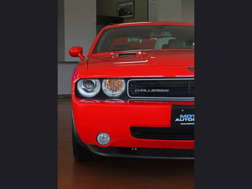 2009 Dodge Challenger SRT8 & 392 3rd Gen - Image 5 of 12