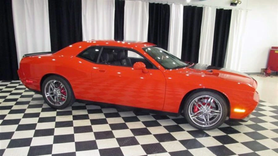 2009 Dodge Challenger SRT8 & 392 3rd Gen - Image 2 of 12