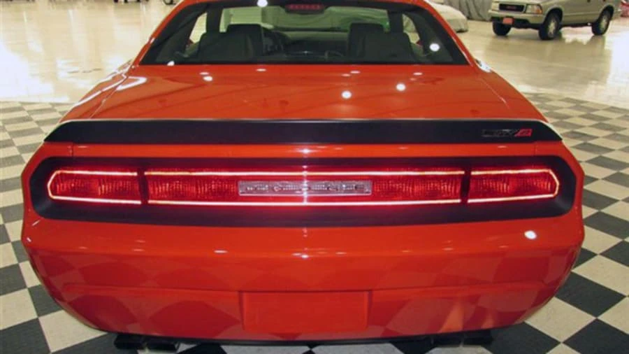 2009 Dodge Challenger SRT8 & 392 3rd Gen - Image 4 of 12