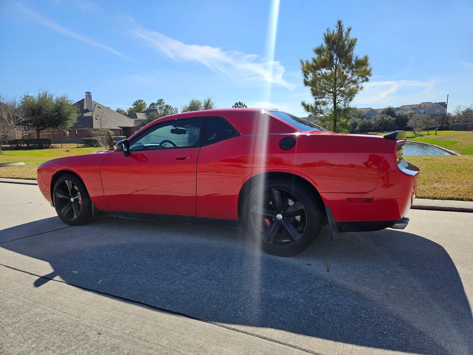 2009 Dodge Challenger SRT8 & 392 3rd Gen - Image 14 of 31