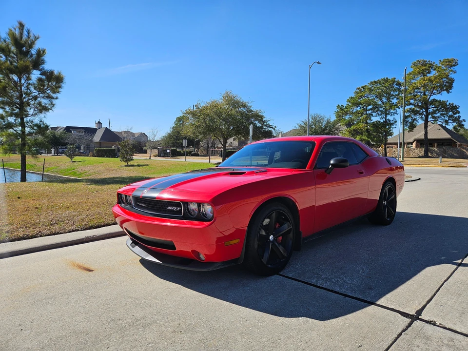 2009 Dodge Challenger SRT8 & 392 3rd Gen - Image 10 of 31