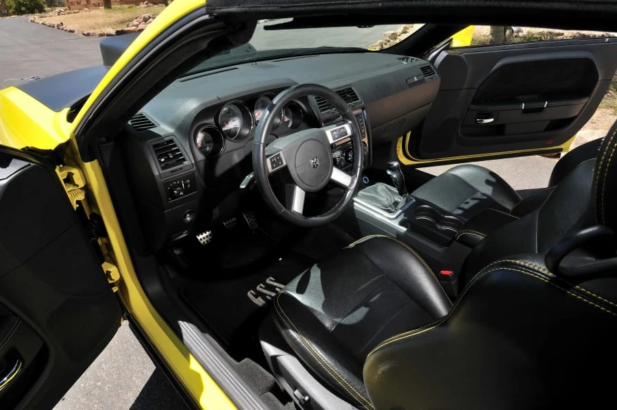 2009 Dodge Challenger SRT8 & 392 3rd Gen - Image 4 of 12
