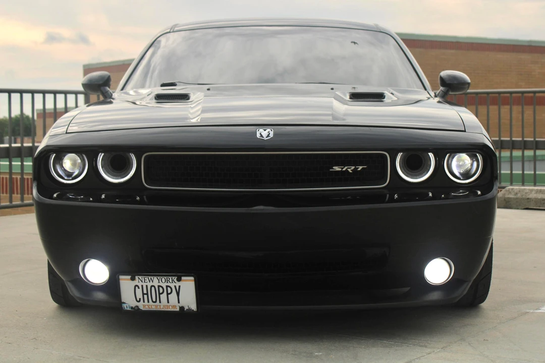2009 Dodge Challenger SRT8 & 392 3rd Gen - Image 2 of 31