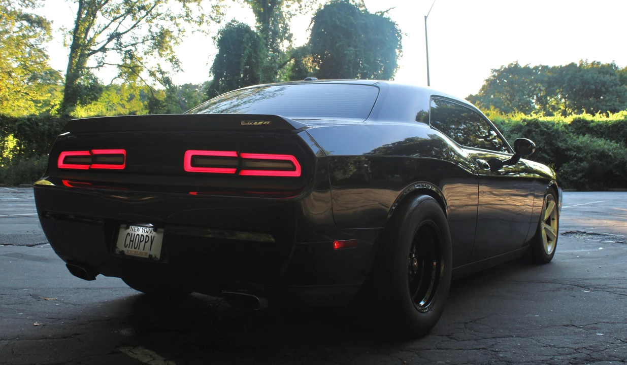 2009 Dodge Challenger SRT8 & 392 3rd Gen - Image 17 of 31