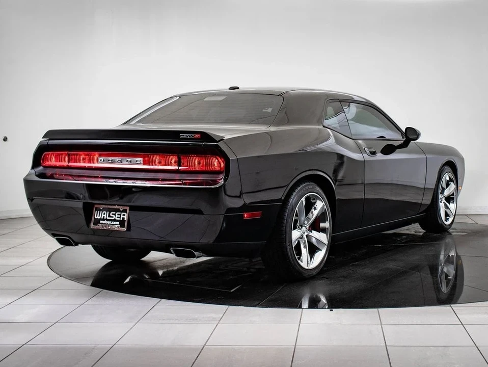 2009 Dodge Challenger SRT8 & 392 3rd Gen - Image 10 of 21