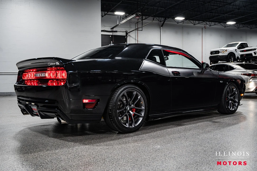 2009 Dodge Challenger SRT8 & 392 3rd Gen - Image 5 of 31