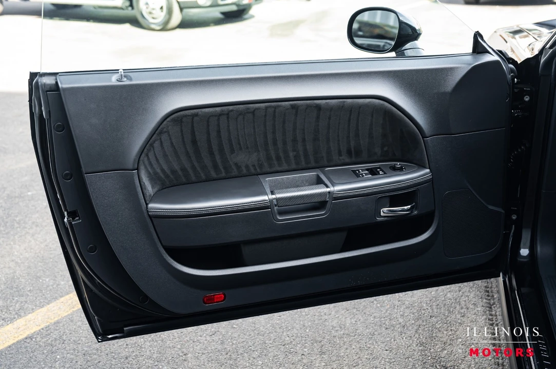 2009 Dodge Challenger SRT8 & 392 3rd Gen - Image 17 of 31