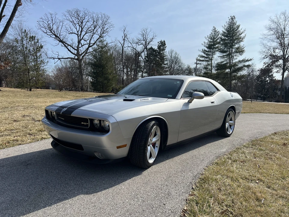 2009 Dodge Challenger SRT8 & 392 3rd Gen - Image 2 of 31