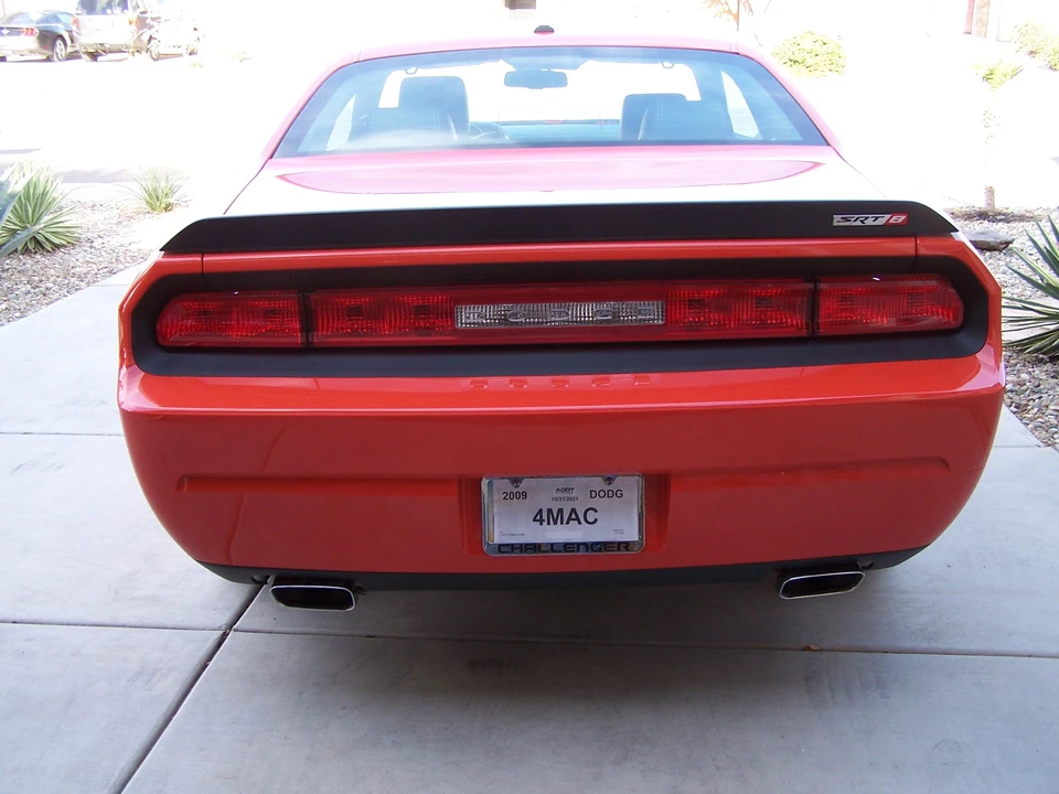 2009 Dodge Challenger SRT8 & 392 3rd Gen - Image 4 of 31