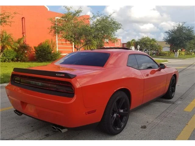 2009 Dodge Challenger SRT8 & 392 3rd Gen - Image 4 of 21