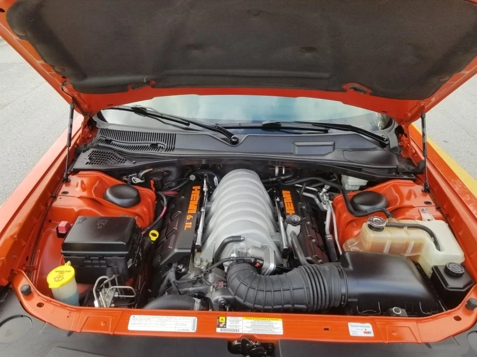 2009 Dodge Challenger SRT8 & 392 3rd Gen - Image 8 of 21