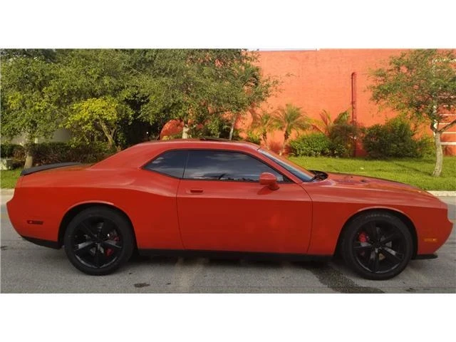 2009 Dodge Challenger SRT8 & 392 3rd Gen - Image 5 of 21