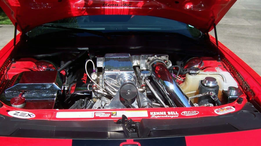 2009 Dodge Challenger SRT8 & 392 3rd Gen - Image 6 of 8