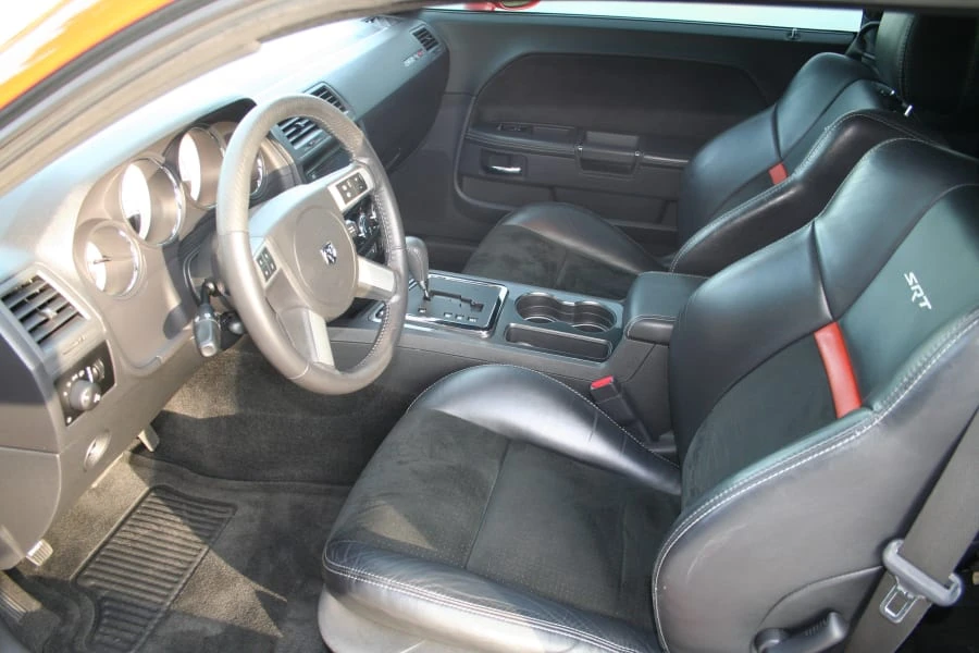 2009 Dodge Challenger SRT8 & 392 3rd Gen - Image 4 of 12