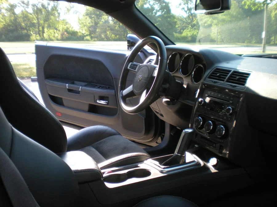 2009 Dodge Challenger SRT8 & 392 3rd Gen - Image 5 of 8