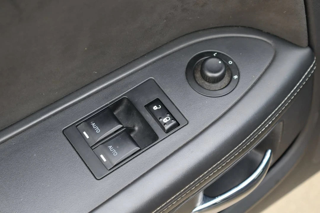 2009 Dodge Challenger SRT8 & 392 3rd Gen - Image 21 of 31