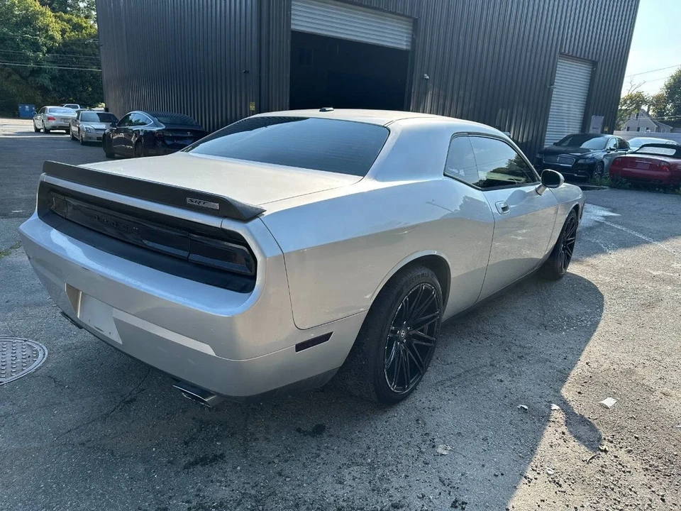 2009 Dodge Challenger SRT8 & 392 3rd Gen - Image 5 of 21