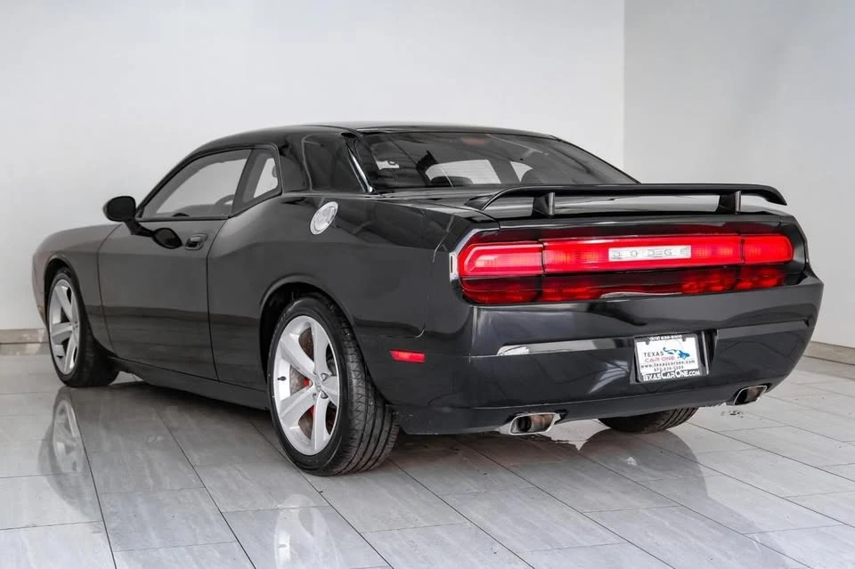 2009 Dodge Challenger SRT8 & 392 3rd Gen - Image 5 of 6
