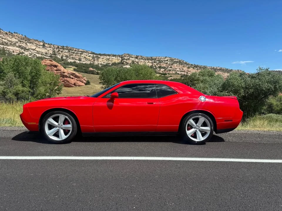2009 Dodge Challenger SRT8 & 392 3rd Gen - Image 5 of 20