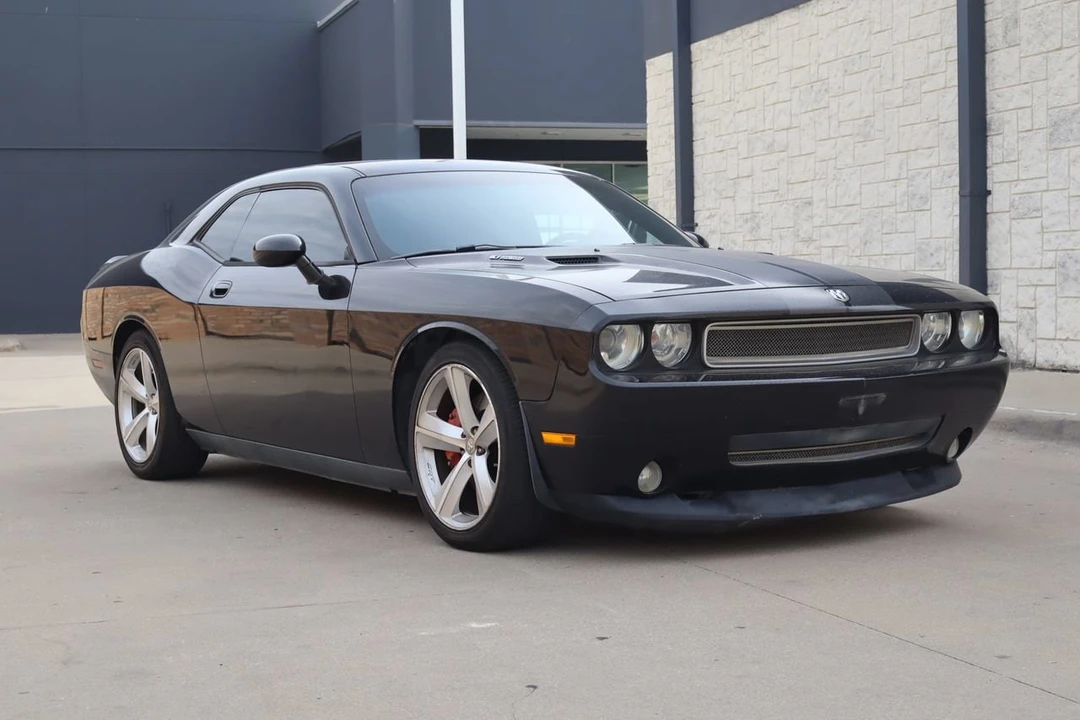 2009 Dodge Challenger SRT8 & 392 3rd Gen - Image 2 of 31
