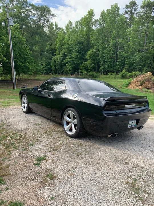 2009 Dodge Challenger SRT8 & 392 3rd Gen - Image 3 of 10
