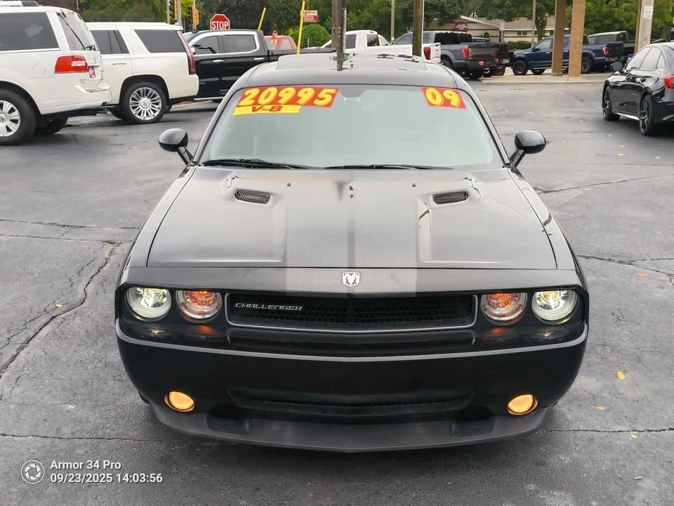 2009 Dodge Challenger SRT8 & 392 3rd Gen - Image 3 of 12