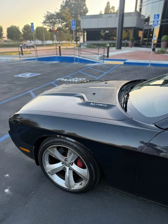 2009 Dodge Challenger SRT8 & 392 3rd Gen - Image 9 of 14