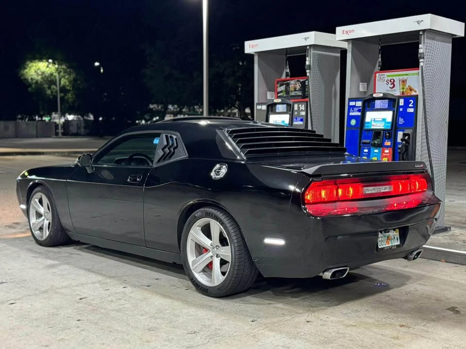 2009 Dodge Challenger SRT8 & 392 3rd Gen - Image 4 of 9