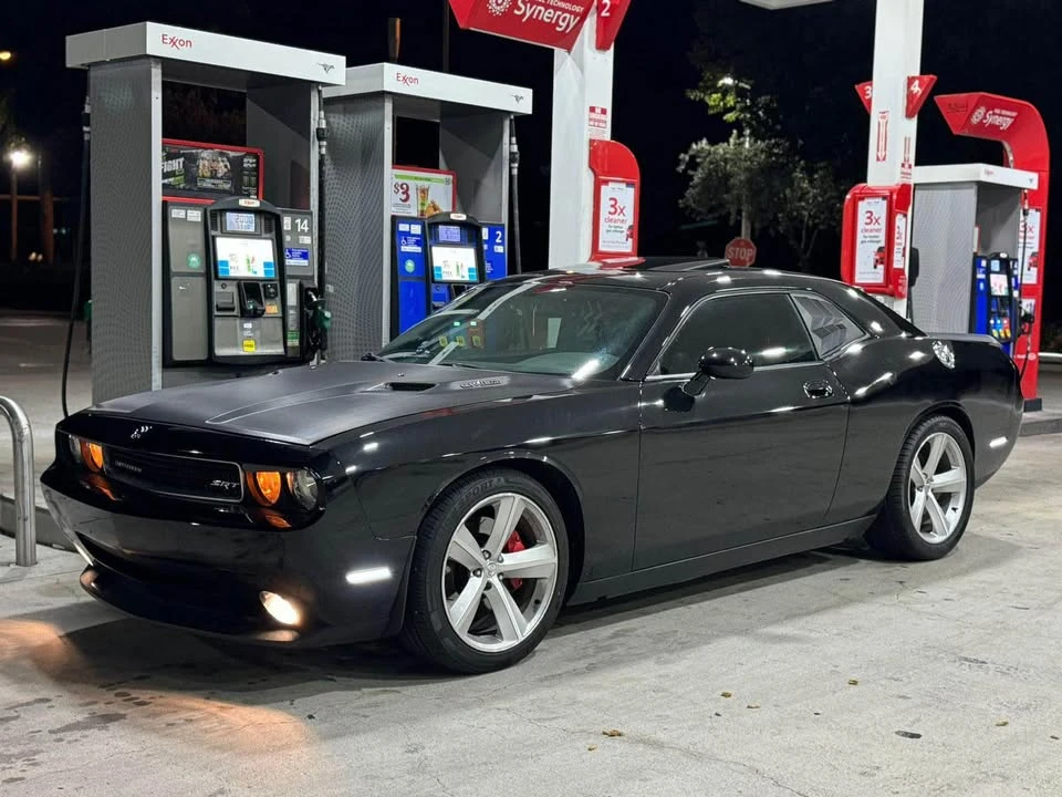 2009 Dodge Challenger SRT8 & 392 3rd Gen - Image 2 of 9