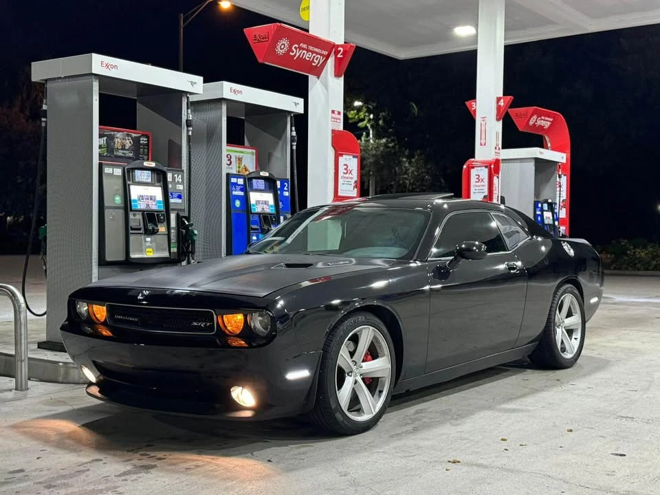 2009 Dodge Challenger SRT8 & 392 3rd Gen - Image 6 of 9