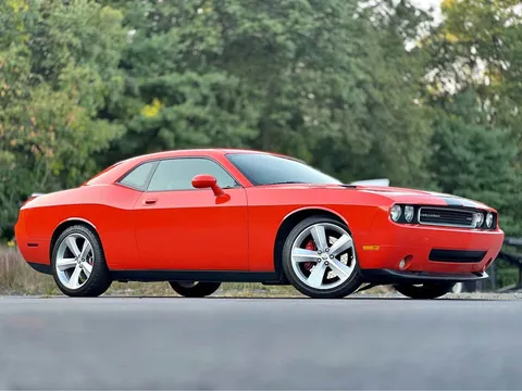 2009 Dodge Challenger SRT8 Coupe 2D