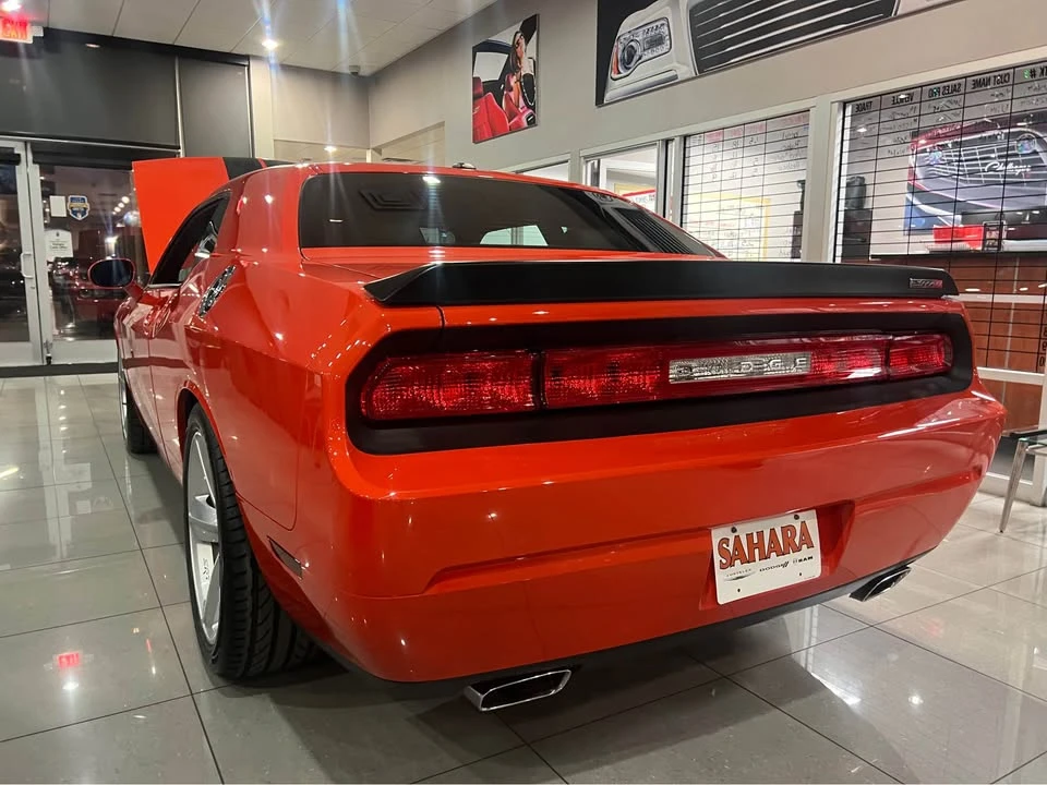 2009 Dodge Challenger SRT8 & 392 3rd Gen - Image 8 of 10