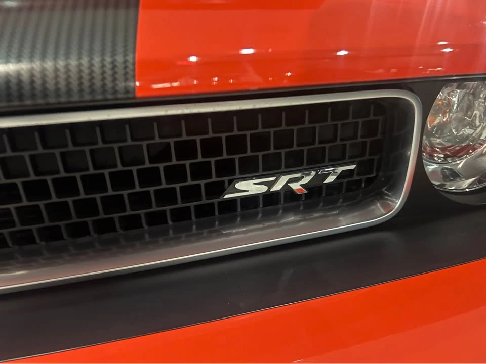 2009 Dodge Challenger SRT8 & 392 3rd Gen - Image 4 of 10