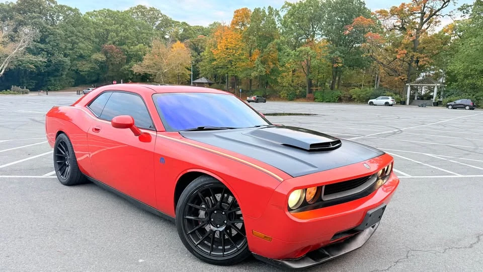2009 Dodge Challenger SRT8 & 392 3rd Gen - Image 4 of 20