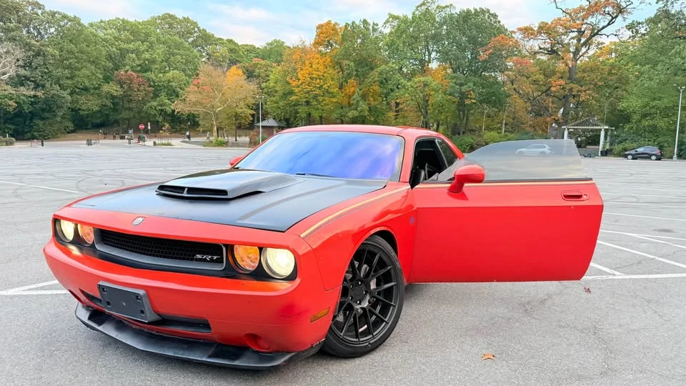 2009 Dodge Challenger SRT8 & 392 3rd Gen - Image 9 of 20