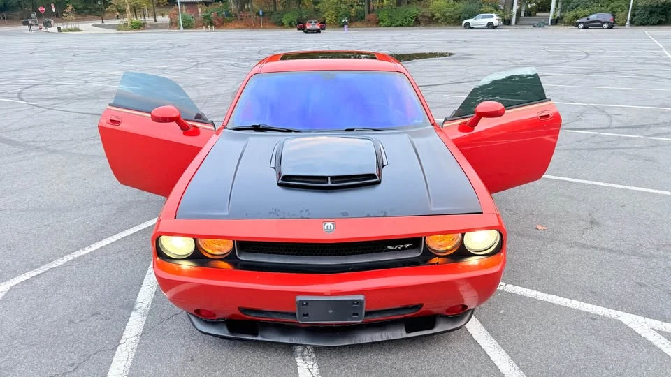 2009 Dodge Challenger SRT8 & 392 3rd Gen - Image 6 of 20