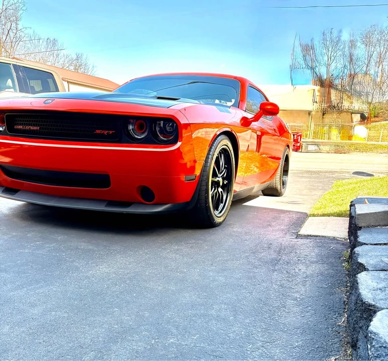 2009 Dodge Challenger SRT8 & 392 3rd Gen - Image 5 of 10